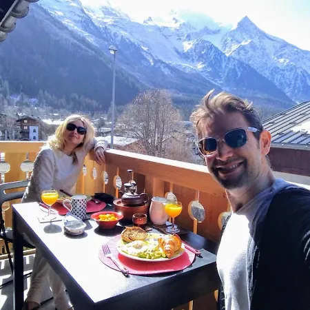 Apartment Downtown Alpine Loft Chamonix