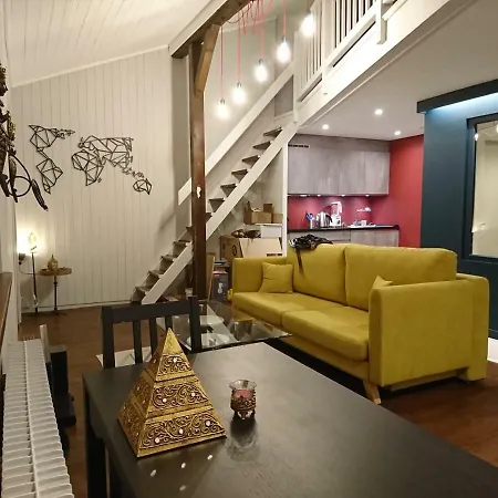 Downtown Alpine Loft *
